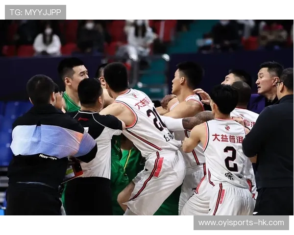 CBA联赛激战正酣，强队碰撞和新秀崛起引发球迷热议